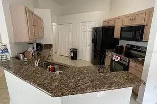 1068 Lake Berkley Dr, Kissimmee, FL 34746 - Photo 18