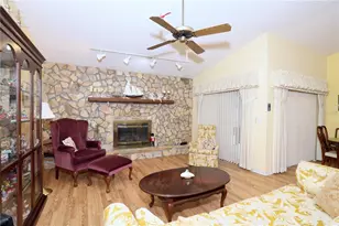 1781 King Charles Dr, Kissimmee, FL 34744 - Photo 14