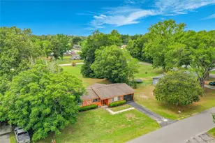 910 NE 45th St, Ocala, FL 34479 - Photo 4