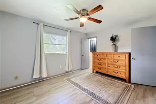 910 NE 45th St, Ocala, FL 34479 - Photo 16