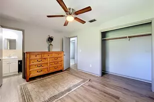 910 NE 45th St, Ocala, FL 34479 - Photo 18