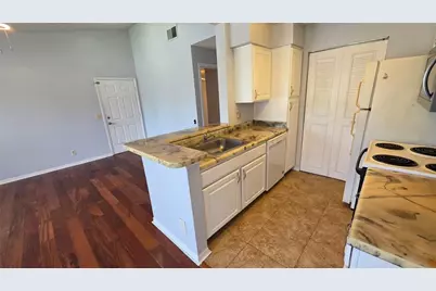 1077 S Hiawassee Road #824, Orlando, FL 32835 - Photo 12