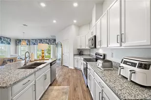 915 Overpool Ave, Davenport, FL 33896 - Photo 14