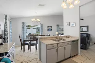 562 Bailey Cir, Davenport, FL 33897 - Photo 36