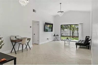 182 Pinewood Circle, Kissimmee, FL 34743 - Photo 6