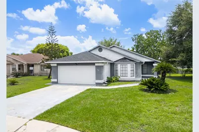 182 Pinewood Circle, Kissimmee, FL 34743 - Photo 2