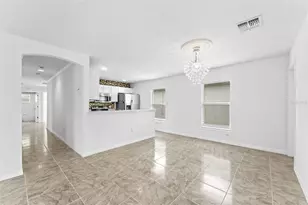 205 Owenshire Cir, Kissimmee, FL 34744 - Photo 8