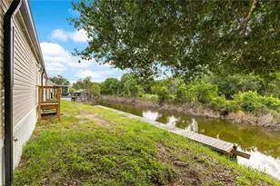 410 Lagoon Ct, Kenansville, FL 34739 - Photo 24