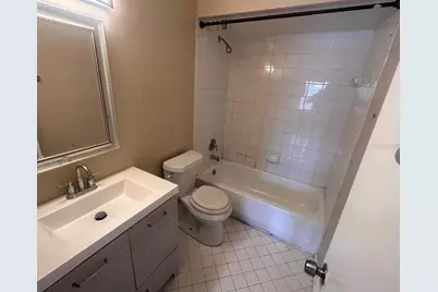 5213 Via Hacienda Circle #308, Orlando, FL 32839 - Photo 4