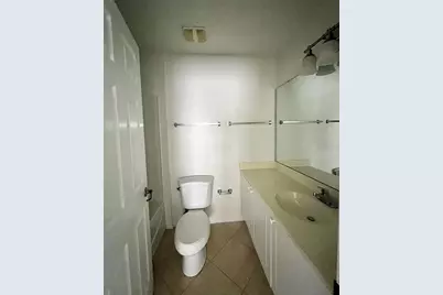 2884 Club Cortile Circle, Kissimmee, FL 34746 - Photo 20