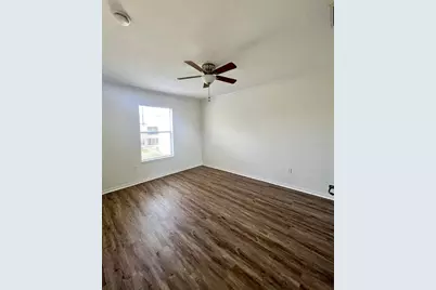 2884 Club Cortile Circle, Kissimmee, FL 34746 - Photo 8