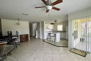 2884 Club Cortile Cir, Kissimmee, FL 34746 - Photo 2