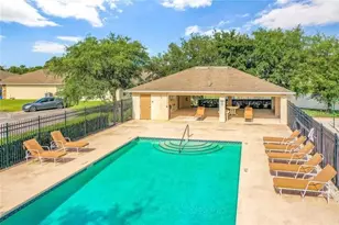 2685 Shelby Ruth Pl, Saint Cloud, FL 34769 - Photo 16