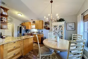 2276 Mallory Cir, Haines City, FL 33844 - Photo 8