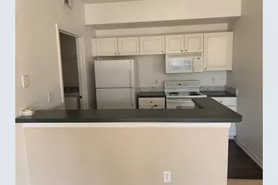 5578 Metrowest #206, Orlando, FL 32811 - Photo 2