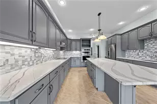 6027 Lake Lizzie Dr, Saint Cloud, FL 34771 - Photo 20