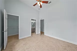 6027 Lake Lizzie Dr, Saint Cloud, FL 34771 - Photo 38