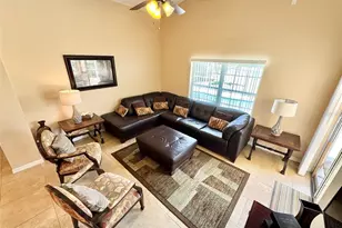 2629 Star Lake View Dr, Kissimmee, FL 34747 - Photo 6