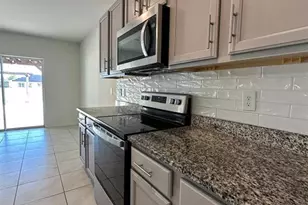 5287 Bracks Landing Dr, Saint Cloud, FL 34771 - Photo 4