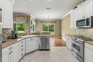 136 Sorrento Rd, Poinciana, FL 34759 - Photo 18