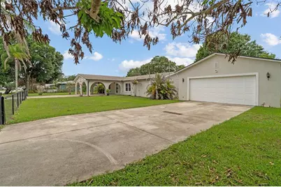 110 Edgewater Dr, Saint Cloud, FL 34769 - Photo 6