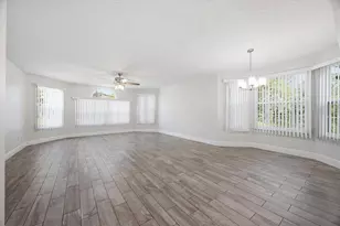 2041 Royal Bay Blvd, Kissimmee, FL 34746 - Photo 6