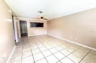 729 Hummingbird Ln, Orlando, FL 32825 - Photo 2