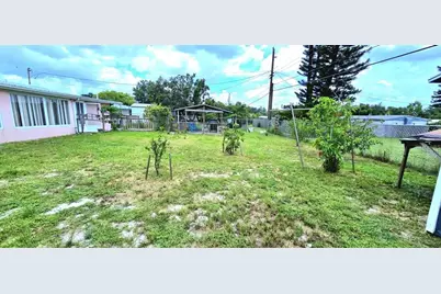 229 Raymond Avenue, Frostproof, FL 33843 - Photo 14