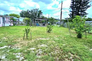 229 Raymond Ave, Frostproof, FL 33843 - Photo 14