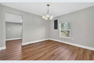 305 S Sharp Street, Lake Wales, FL 33853 - Photo 6