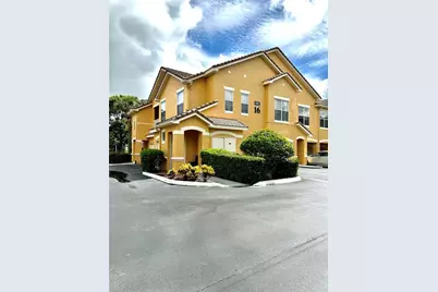 8855 Villa View Circle #105, Orlando, FL 32821 - Photo 2