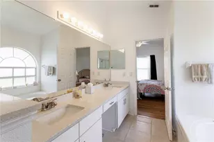 437 Via Del Sol Dr, Davenport, FL 33896 - Photo 24
