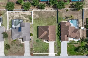 437 Via Del Sol Dr, Davenport, FL 33896 - Photo 2