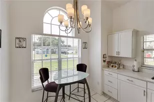 437 Via Del Sol Dr, Davenport, FL 33896 - Photo 16