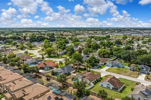 437 Via Del Sol Dr, Davenport, FL 33896 - Photo 40