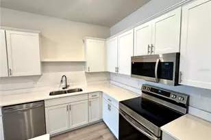 5788 Freshwater Cyn Dr, Saint Cloud, FL 34771 - Photo 10