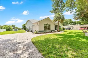 2675 Hilliard Ct, Kissimmee, FL 34744 - Photo 2