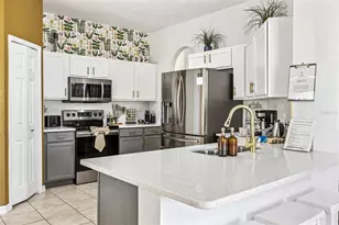 147 Troon Cir, Davenport, FL 33897 - Photo 14
