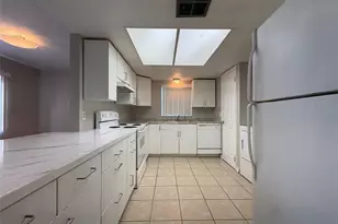 9933 Sweepstakes Ln, Orlando, FL 32837 - Photo 10