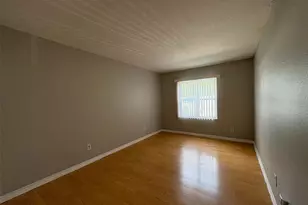 9933 Sweepstakes Ln, Orlando, FL 32837 - Photo 16