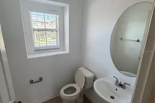 4817 Tuscan Loon Dr, Tampa, FL 33619 - Photo 10