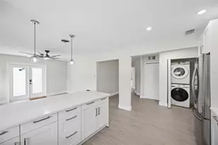 6036 Dogwood Dr, Orlando, FL 32807 - Photo 6
