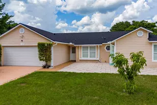 112 Rosewood Ct, Kissimmee, FL 34743 - Photo 2