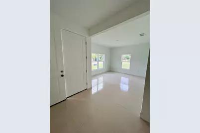 239 Greenbrier Avenue NW, Palm Bay, FL 32907 - Photo 2
