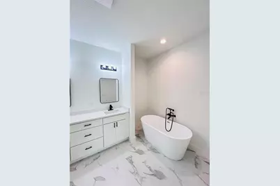 239 Greenbrier Avenue NW, Palm Bay, FL 32907 - Photo 22
