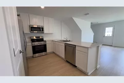 831 Lynx, Davenport, FL 33837 - Photo 8
