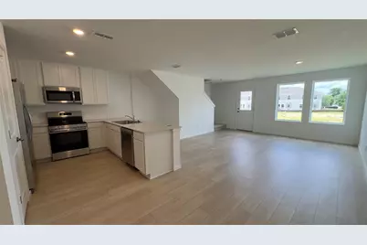 831 Lynx, Davenport, FL 33837 - Photo 2