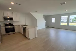 831 Lynx, Davenport, FL 33837 - Photo 2