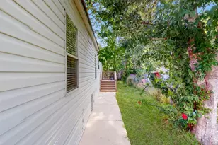 54735 Williams St, Astor, FL 32102 - Photo 18