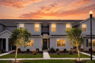 380 Huckleberry Blossom Dr, Saint Cloud, FL 34771 - Photo 2